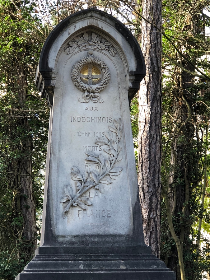 Monument aux morts indochinois chrétiens
