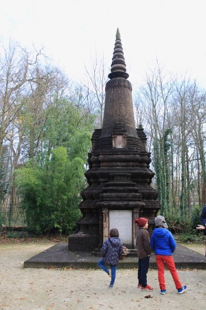  Stupa 