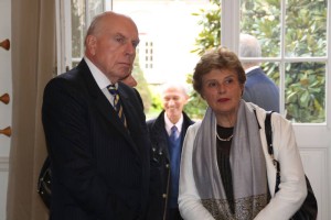  12- M. Fogelström et Mme Vichot présidente des Jansoniens 