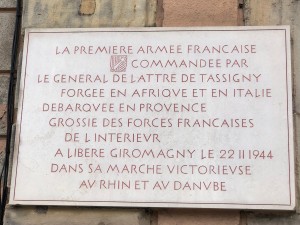  48- sur la place des Alliés 