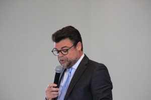  1- Le proviseur Patrick FOURNIE.JPG 