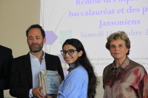  11- Meriem Amirouchen lauréate du prix spécial des Jansoniens (excellence et mérite) 